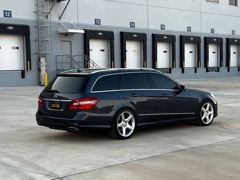 Used 2011 Mercedes-Benz E 350 image 5