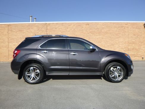 Used 2016 Chevrolet Equinox LTZ image 6