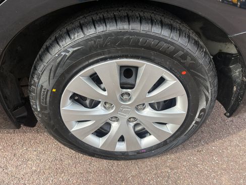 Used 2012 Honda Civic LX image 7