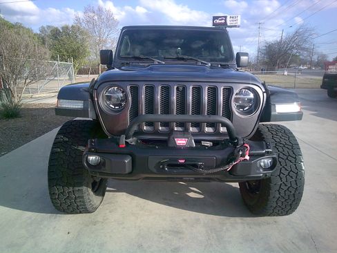 Used 2019 Jeep Wrangler Unlimited Rubicon image 31