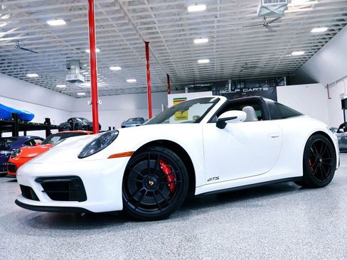 Used 2024 Porsche 911 Targa 4 GTS image 5