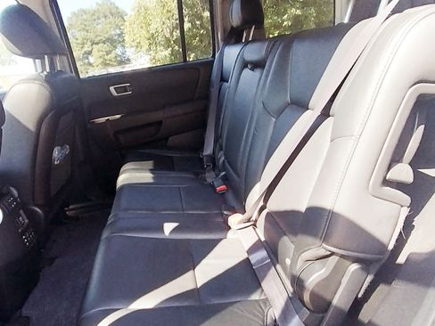 Used 2011 Honda Pilot Touring image 14