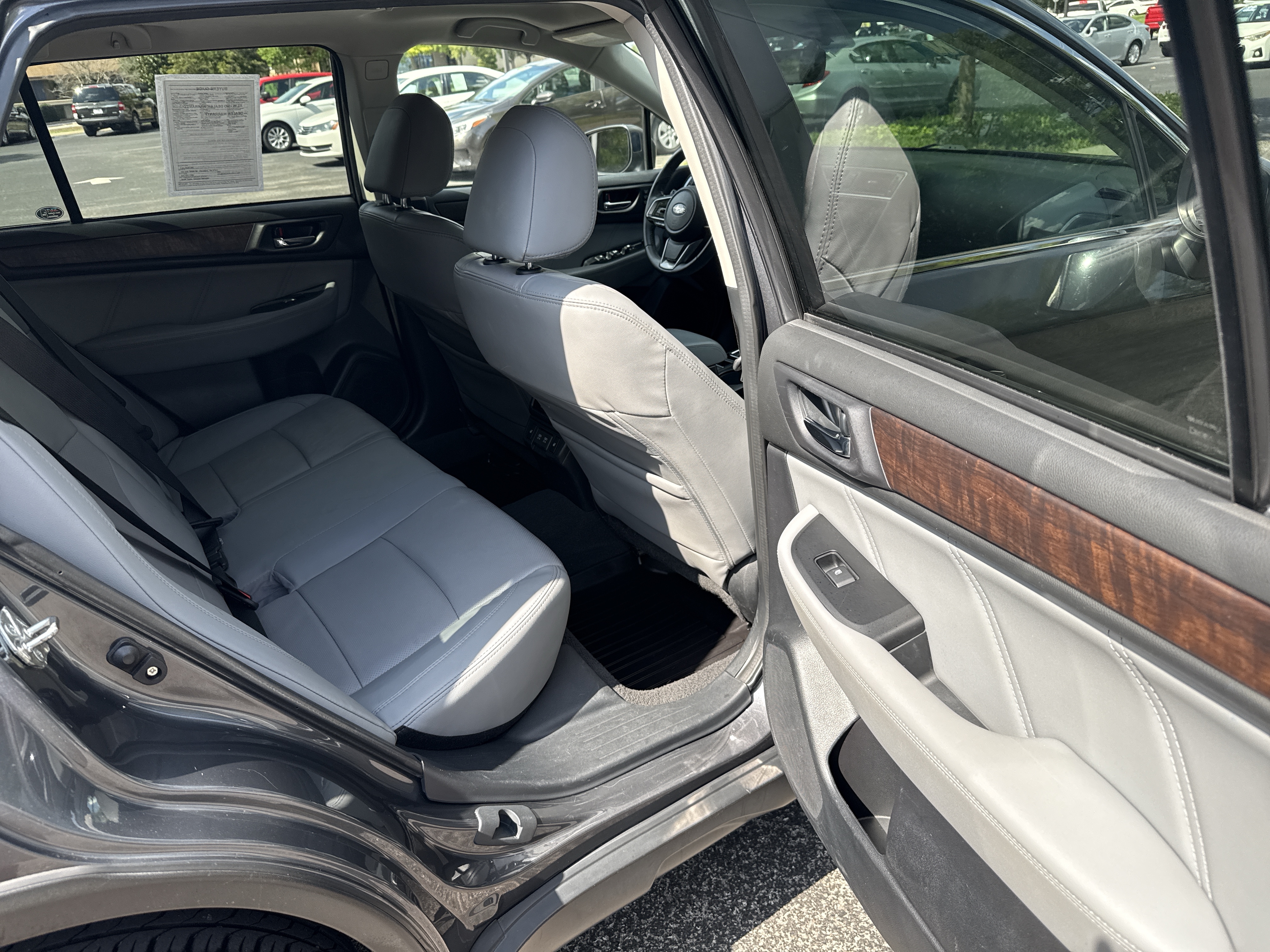 Used 2019 Subaru Outback 2.5i Limited AWD/4WD image 9
