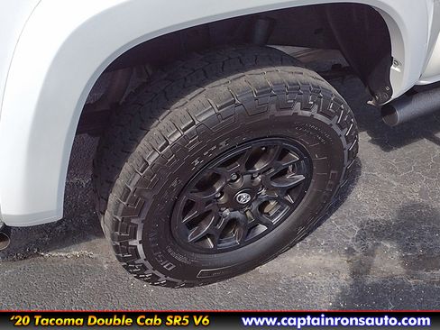 Used 2020 Toyota Tacoma SR5 image 14
