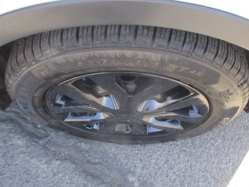 Used 2014 Ford Escape SE image 16