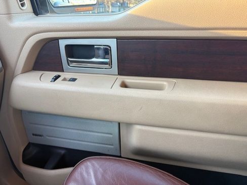 Used 2014 Ford F150 King Ranch image 21