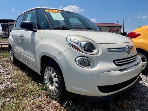 Used 2014 FIAT 500L Pop image 2