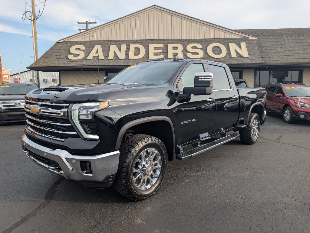 Used 2024 Chevrolet Silverado 2500 4x4 Crew Cab LTZ image 1