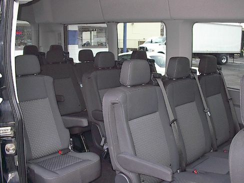 Used 2020 Ford Transit 350 XLT image 17