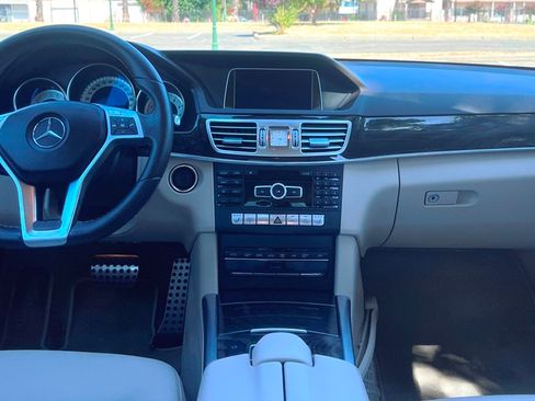 Used 2014 Mercedes-Benz E 350 Sport image 15