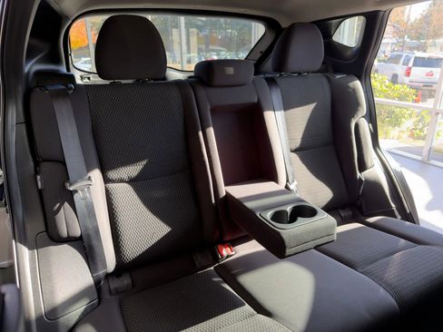 Used 2022 Nissan Rogue Sport S image 15