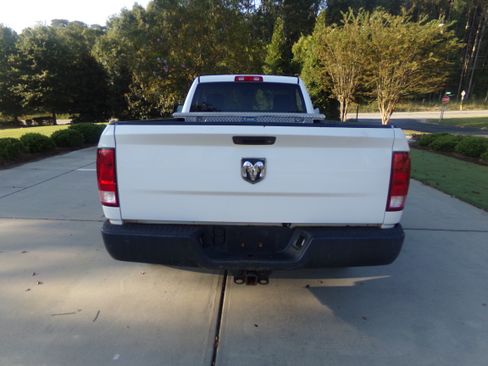 Used 2016 RAM 1500 Regular Cab Tradesman RWD image 4