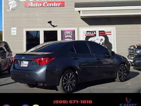 Used 2017 Toyota Corolla image 7