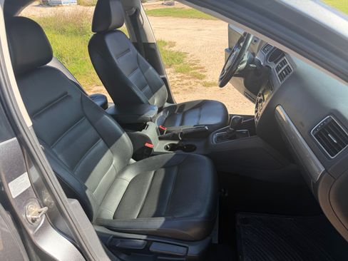 Used 2015 Volkswagen Jetta SE Sedan FWD image 8
