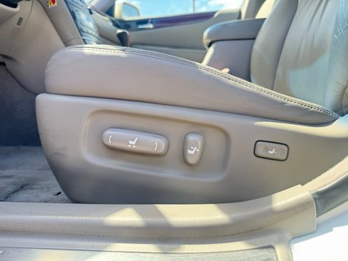 Used 2004 Lexus ES 330 image 23