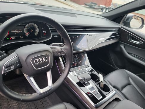 Used 2021 Audi Q8 Premium Plus image 10