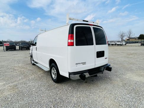 Used 2016 GMC Savana 2500 image 11