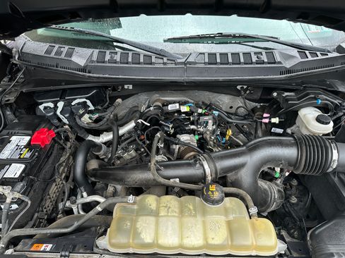 Used 2019 Ford F150 4x4 SuperCrew image 18