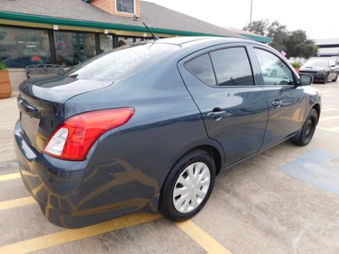 Used 2017 Nissan Versa S image 9