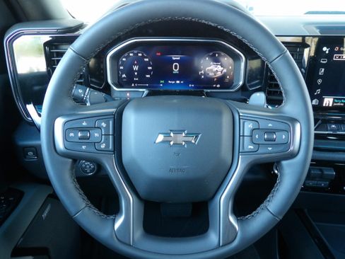 New 2026 Chevrolet Silverado 1500 ZR2 image 39