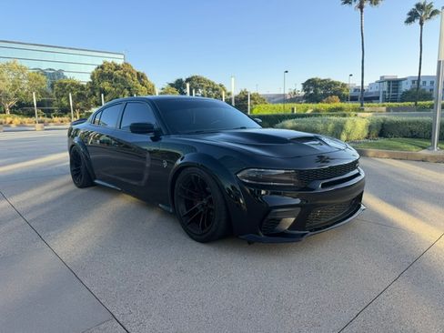 Used 2019 Dodge Charger SRT Hellcat RWD image 7