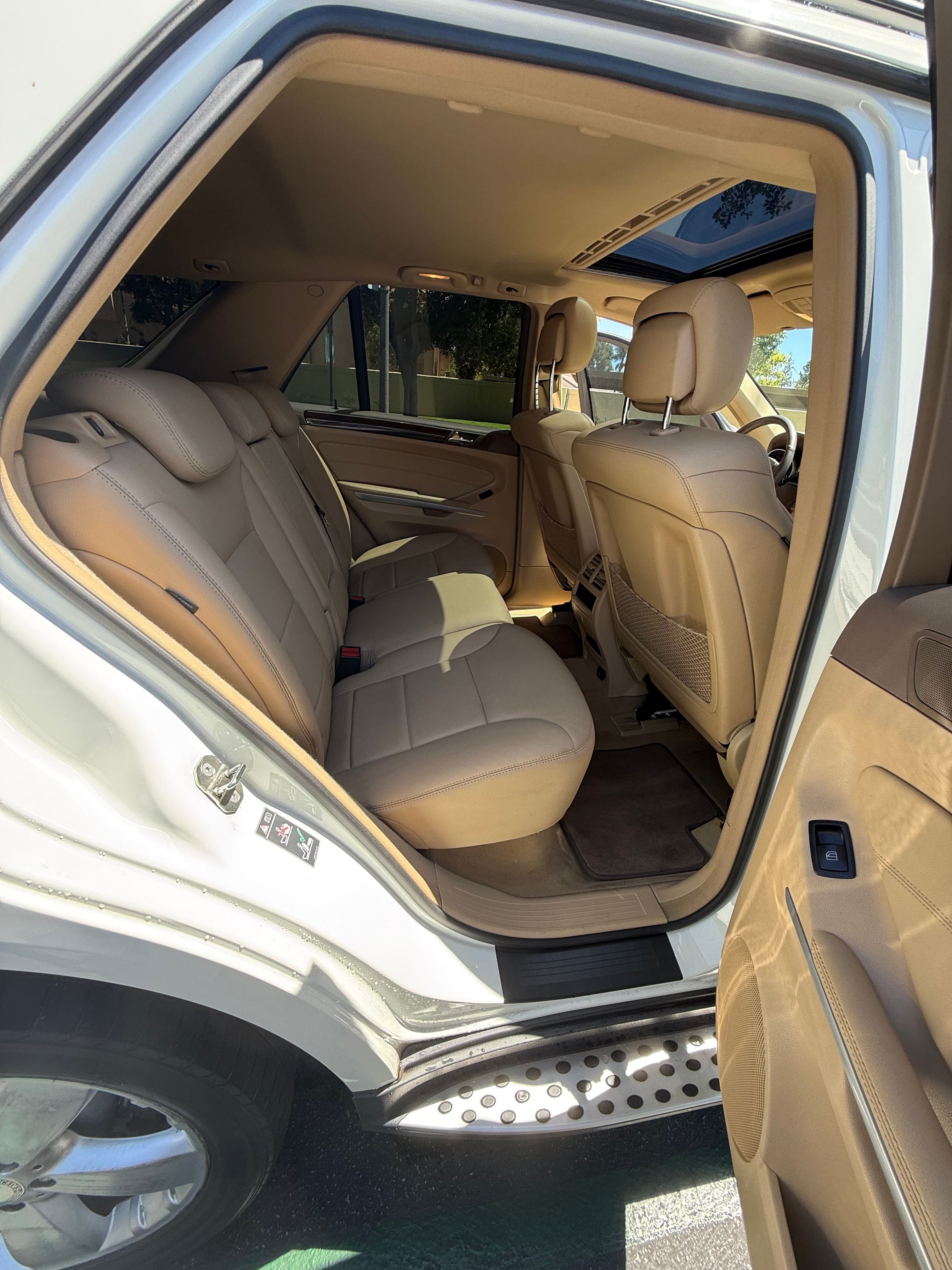 Used 2010 Mercedes-Benz ML 350 2WD image 10