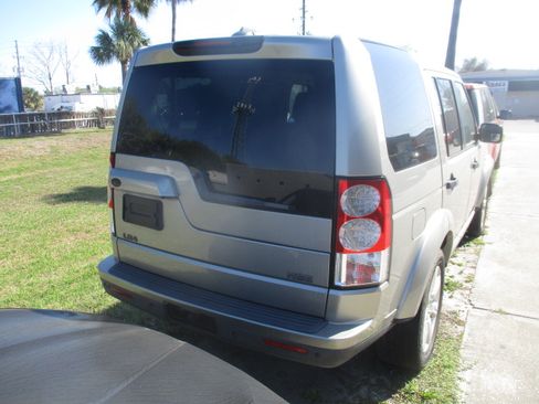 Used 2013 Land Rover LR4 HSE LUX image 4