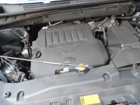 Used 2014 Toyota Highlander AWD XLE V6 image 7