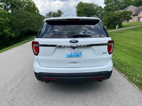 Used 2017 Ford Explorer 4WD image 5
