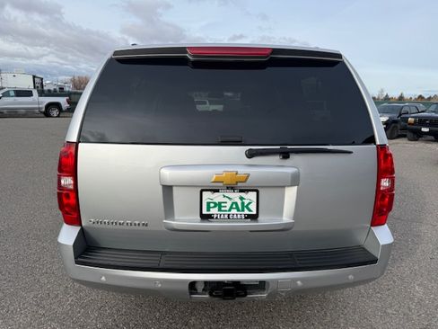 Used 2014 Chevrolet Suburban LT image 4
