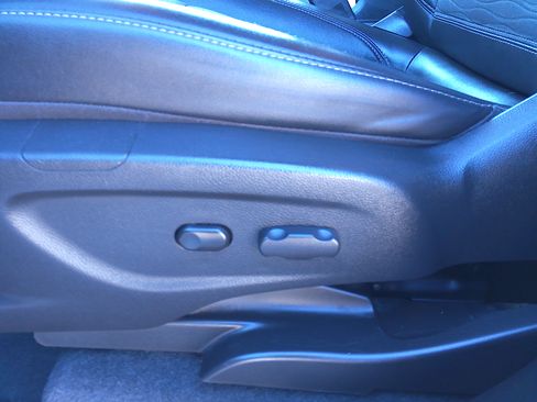 Used 2015 Buick Encore image 28