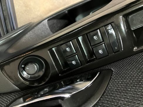 Used 2014 Chevrolet Cruze LT image 17