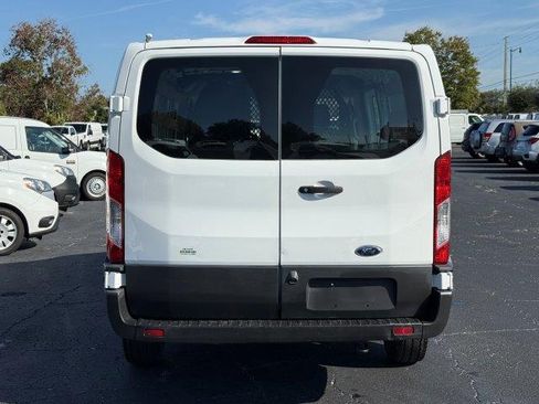 Used 2019 Ford Transit 250 image 5