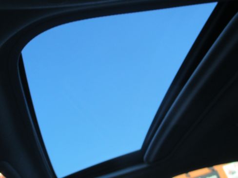 Used 2016 Subaru Legacy 2.5i Limited image 3