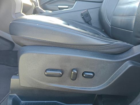 Used 2018 Ford Escape SEL image 12