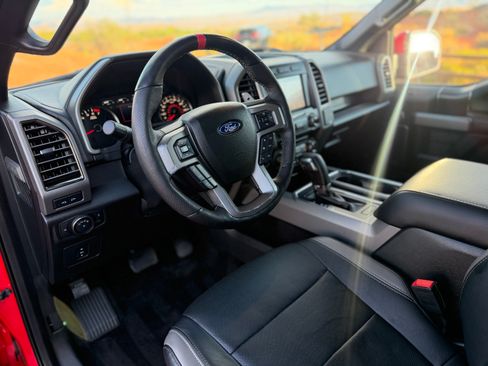 Used 2018 Ford F150 4x4 Crew Cab Raptor image 9