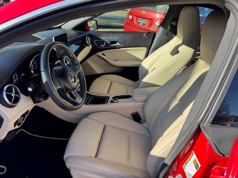 Used 2018 Mercedes-Benz CLA 250 image 6