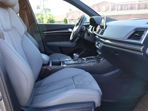 Used 2018 Audi SQ5 Premium Plus image 14