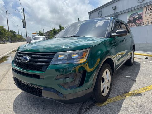 Used 2016 Ford Explorer image 4