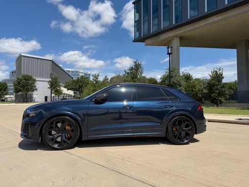 Used 2023 Audi RS Q8 AWD/4WD image 6