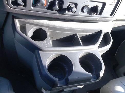 Used 2012 Ford E-150 and Econoline 150 image 17