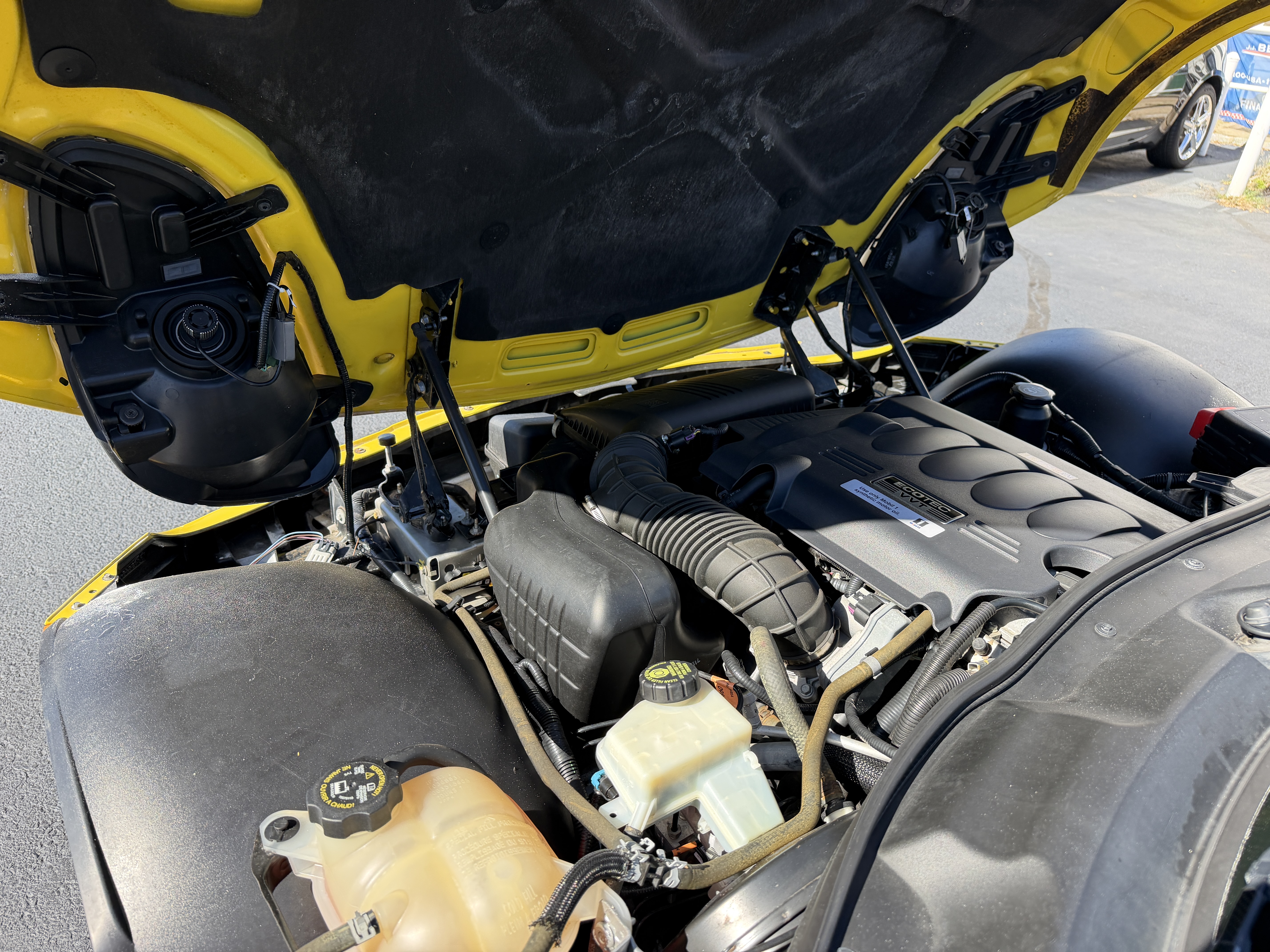Used 2007 Pontiac Solstice Convertible RWD image 16