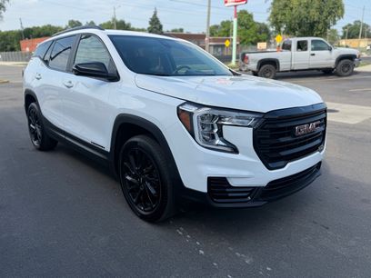 Used 2024 GMC Terrain SLE