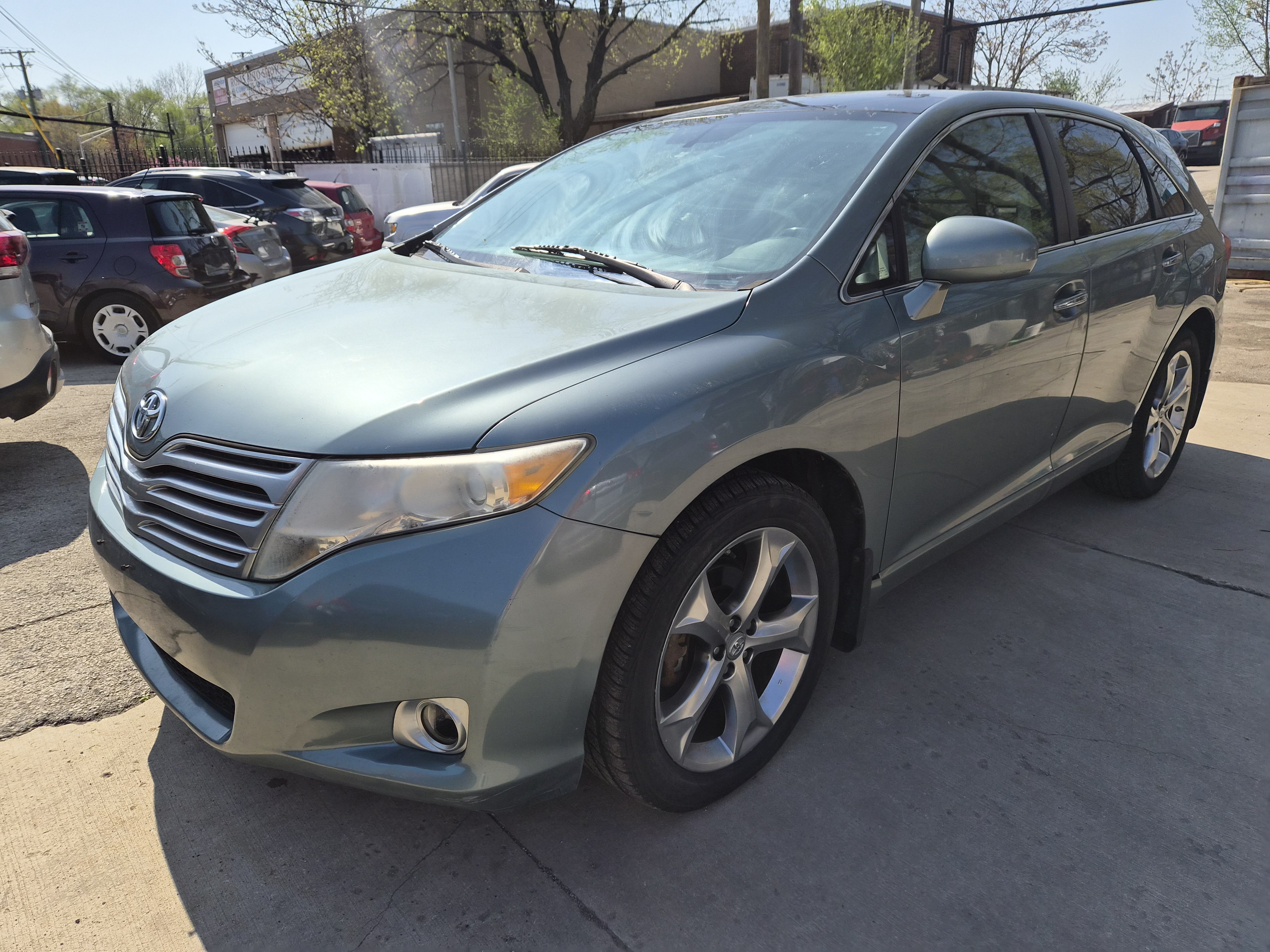 Used 2011 Toyota Venza FWD image 2