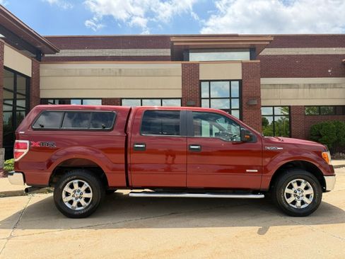 Used 2014 Ford F150 4x4 SuperCrew image 2