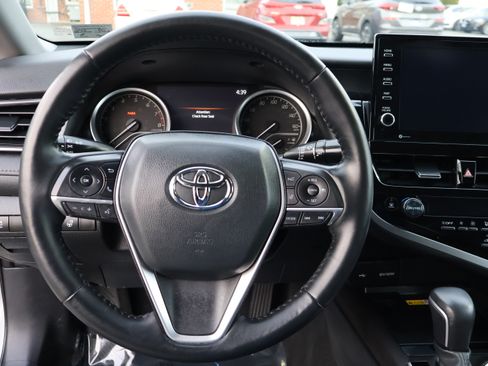 Used 2023 Toyota Camry XLE image 22