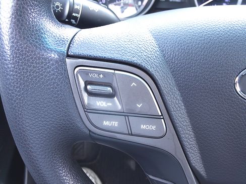Used 2018 Hyundai Santa Fe Sport image 26