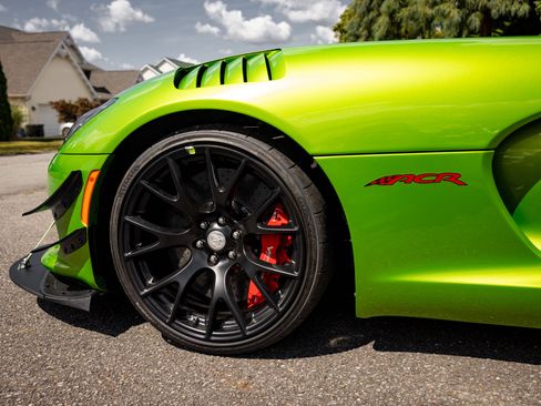 Used 2017 Dodge Viper GTC image 46