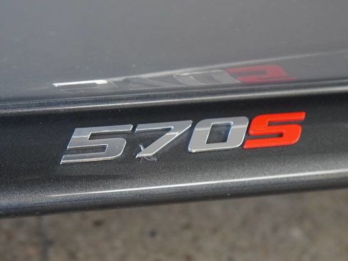 Used 2020 McLaren 570S image 11