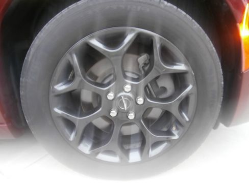 Used 2019 Chrysler 300 S image 28